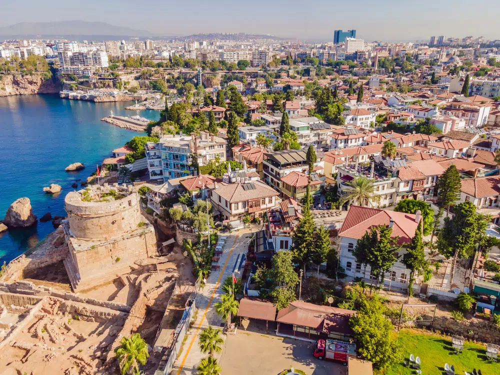 تور ترکیبی استانبول آنتالیا تابستان 1404 (به زودی)